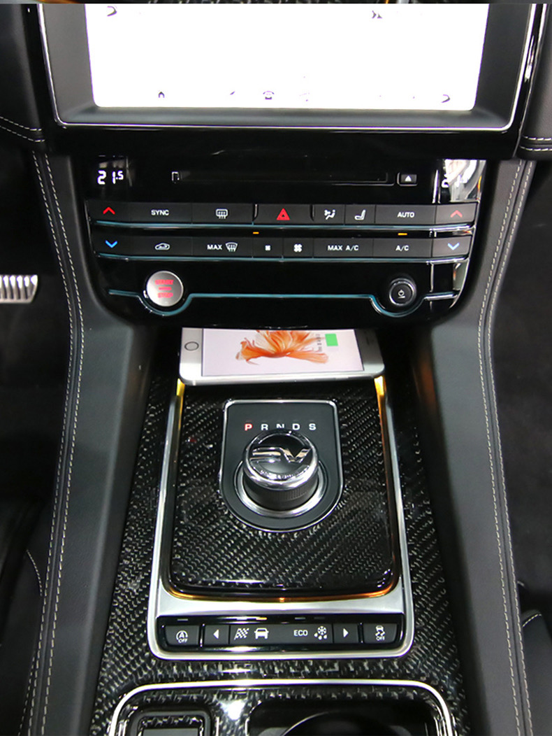 Wireless Car Charger Mount Fast Charging - Pengisi daya nirkabel mobil 15W untuk
